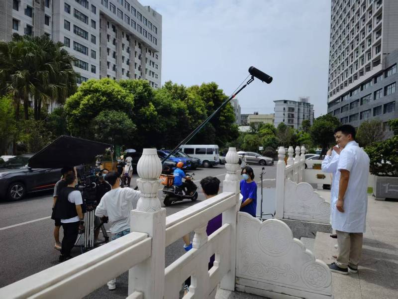 鹤岗广告片拍摄公司低成本实现高规格制作的诀窍